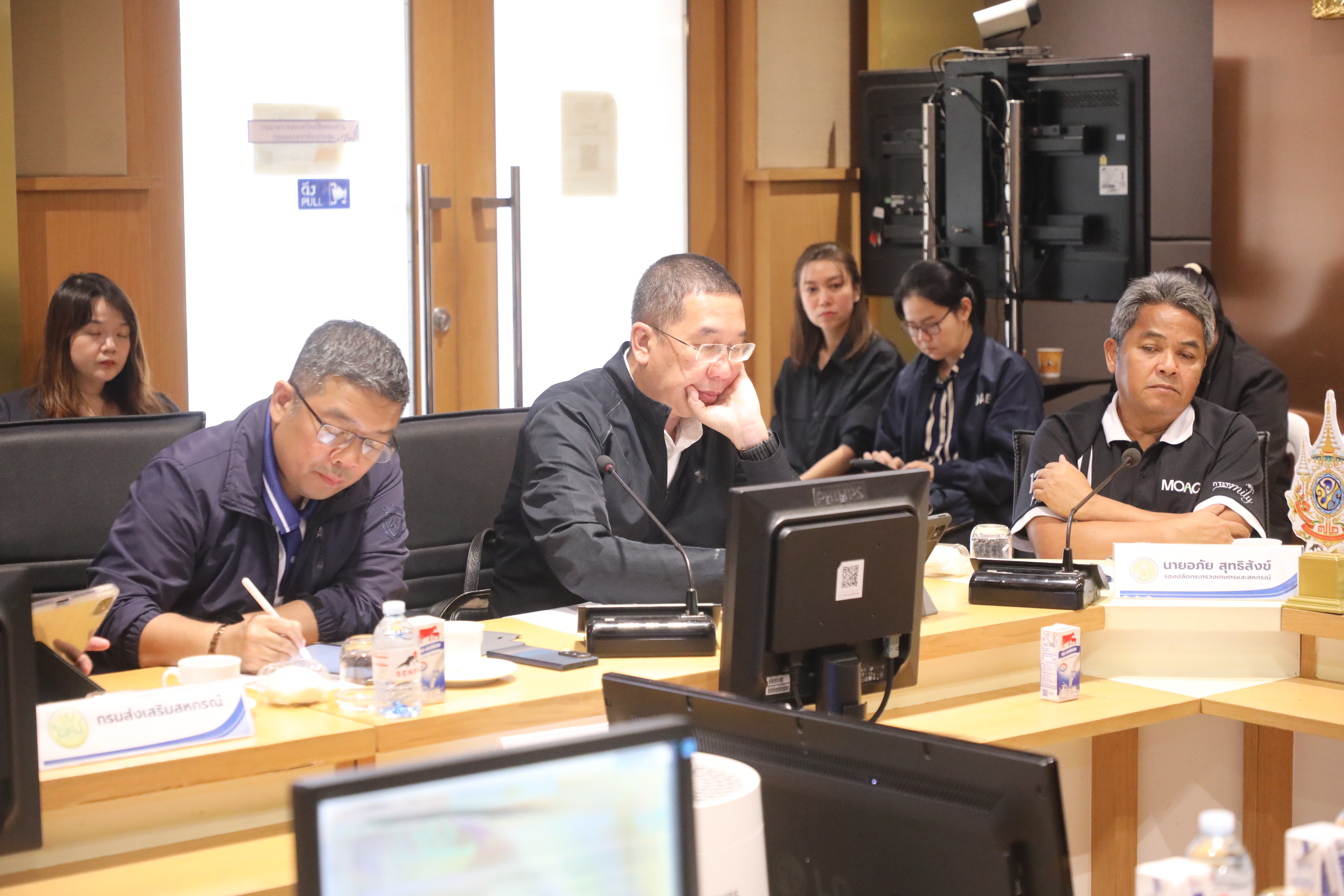 title - ส.ป.ก. เข้าร่วมประชุม หารือแนวทางการรับมือผลกระทบจากสถานการณ์การสู้รบในภูมิภาคตะวันออกกลาง ครั้งที่ 2/2569